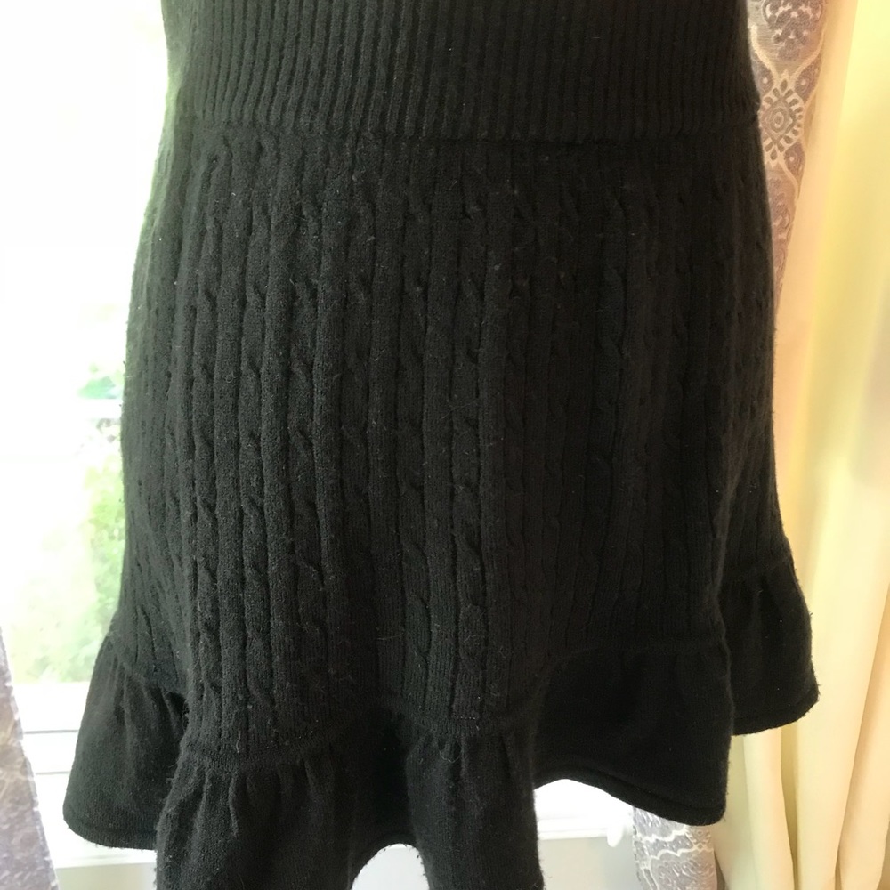 Black cable knit skirt